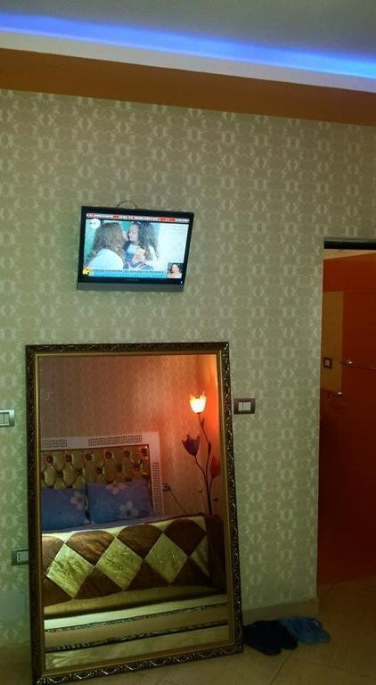 Hotel Buza New Shtoj Ruang foto