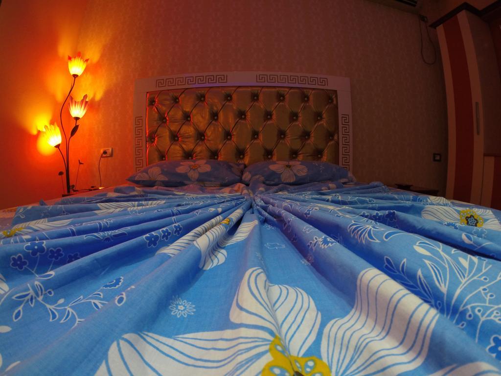 Hotel Buza New Shtoj Ruang foto