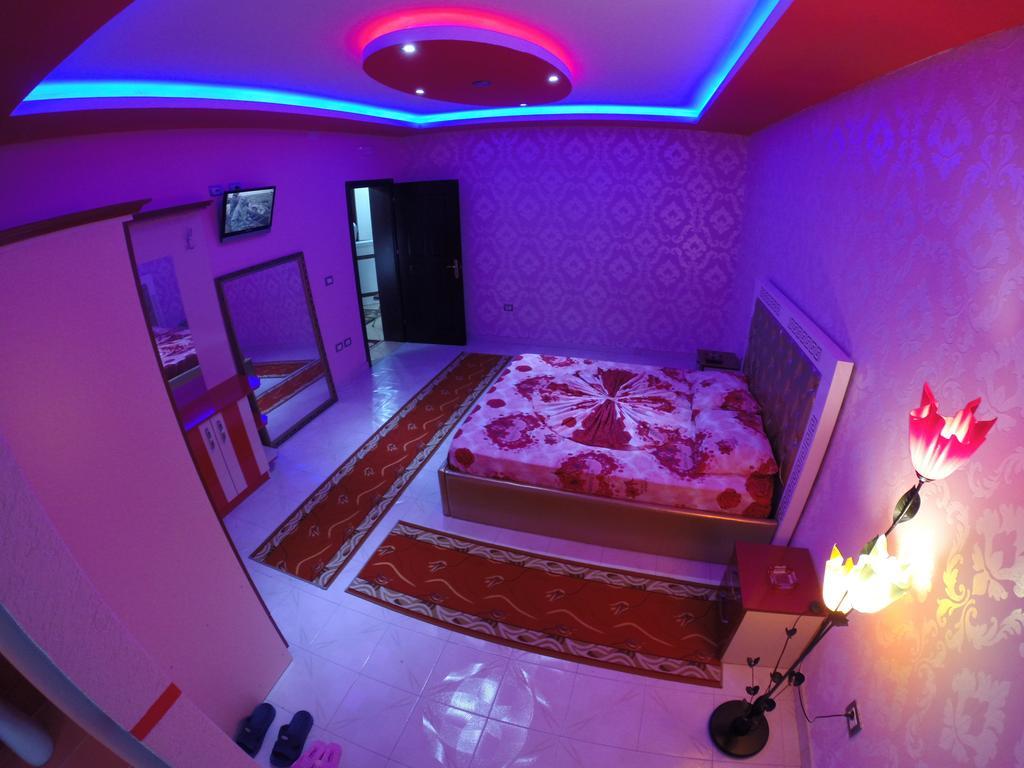 Hotel Buza New Shtoj Ruang foto